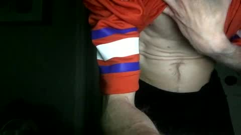 Snapshot of dustinthesweettalker chatting on 19, 10, 2025 Dustinthesweettalker online show from 19, 10, 2025