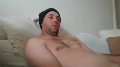 Snapshot of dustyroy09 chatting on 21, 4, 2026 dustyroy09 online show from 21, 4, 2026