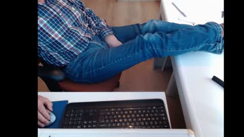 dutchpornking2 online show from 2, 2, 2025