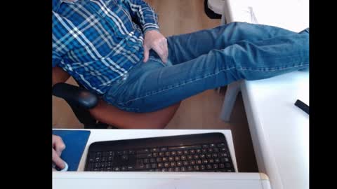 dutchpornking2 online show from 8, 2, 2025