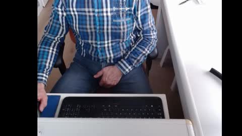 dutchpornking2 online show from 24, 2, 2025