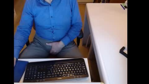 dutchpornking2 online show from 18, 11, 2025