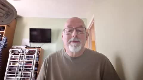 Snapshot of dutchunclejohn chatting on 21, 4, 2026 DutchUncleJohn online show from 21, 4, 2026
