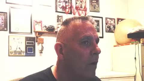 Snapshot of dwinmontana chatting on 5, 7, 2026 dwinmontana online show from 5, 7, 2026