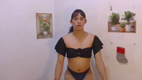 Snapshot of dy_namite chatting on 13, 4, 2026 dy_namite online show from 13, 4, 2026