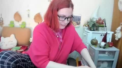 Snapshot of dyannelovee chatting on 6, 3, 2025 Dyanne online show from 6, 3, 2025