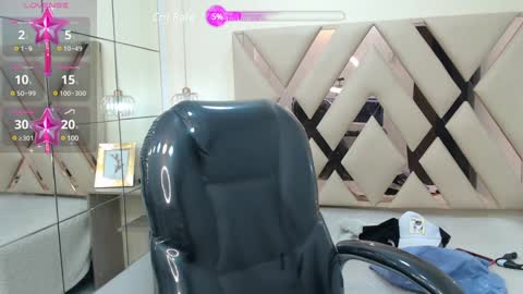 dyla_n18_ online show from 2, 2, 2025