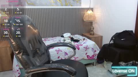 dyla_n18_ online show from 3, 10, 2025