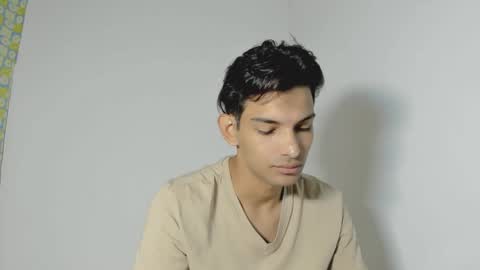 Snapshot of dylan_hoot chatting on 22, 9, 2025 Dylan online show from 22, 9, 2025