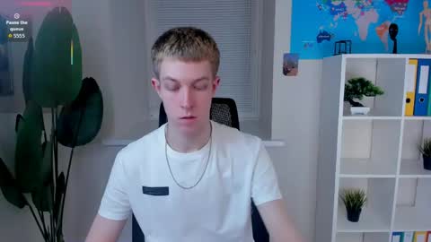 Snapshot of dylan_norton chatting on 22, 3, 2026 Dylan online show from 22, 3, 2026