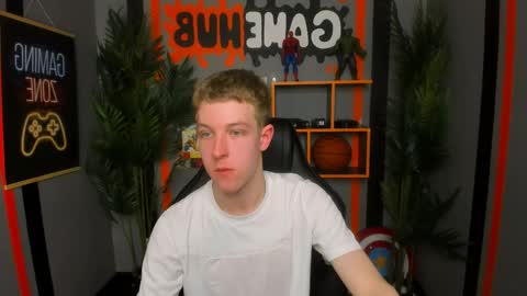 Snapshot of dylan_norton chatting on 20, 4, 2026 Dylan online show from 20, 4, 2026