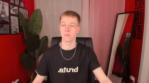 Snapshot of dylan_norton chatting on 20, 5, 2026 Dylan online show from 20, 5, 2026