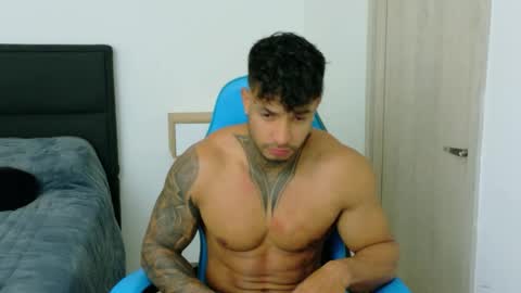 Snapshot of dylanrivera_ chatting on 10, 6, 2026 Dylan Rivera online show from 10, 6, 2026