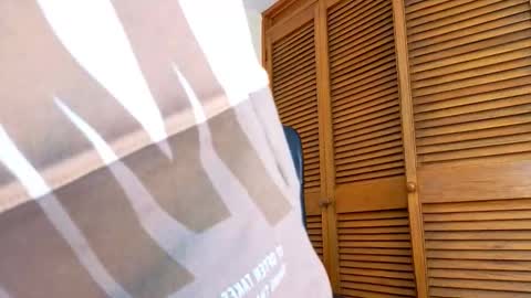 D Y L A N online show from 19, 2, 2026