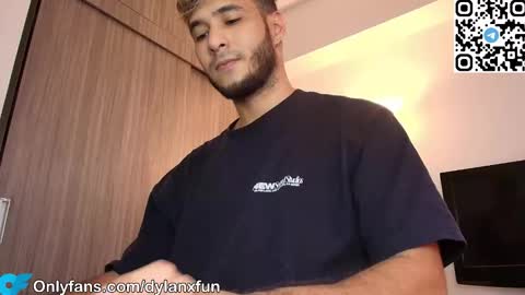 Snapshot of dylanxfun chatting on 12, 9, 2025 dylanxfun online show from 12, 9, 2025