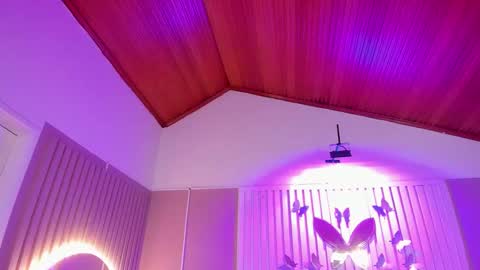 Juana online show from 12, 11, 2025