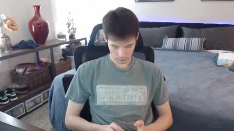 Snapshot of ealexk chatting on 27, 4, 2026 Alex online show from 27, 4, 2026