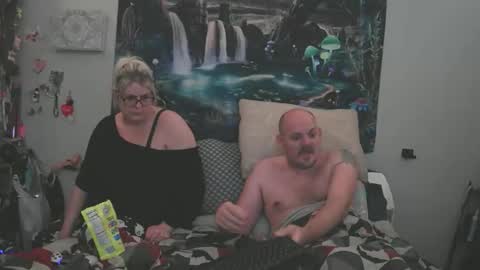 Snapshot of eandr6446 chatting on 25, 11, 2025 eandr6446 online show from 25, 11, 2025