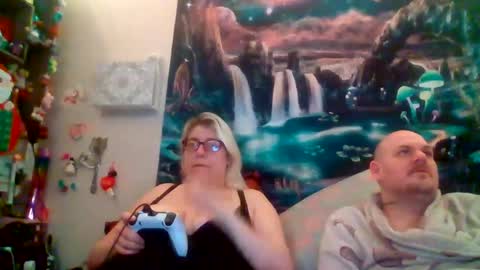 Snapshot of eandr6446 chatting on 14, 12, 2025 eandr6446 online show from 14, 12, 2025