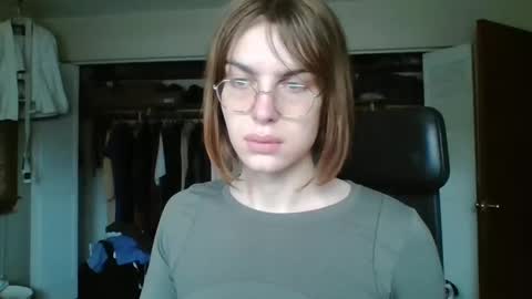 Snapshot of eansoup chatting on 8, 12, 2024 soup. online show from 8, 12, 2024