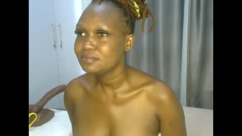 east_queen online show from 9, 3, 2025