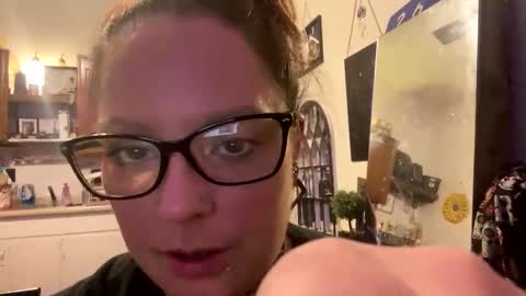 easyednem528280 online show from 5, 11, 2025