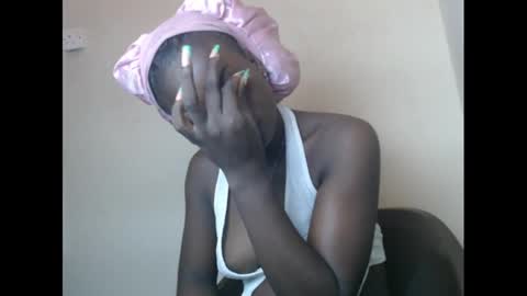 Snapshot of eatuupx chatting on 6, 1, 2025 eatuupx online show from 6, 1, 2025