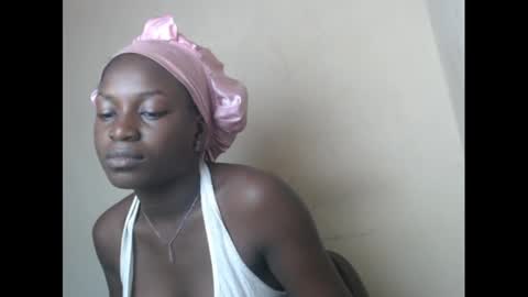 Snapshot of eatuupx chatting on 7, 1, 2025 eatuupx online show from 7, 1, 2025