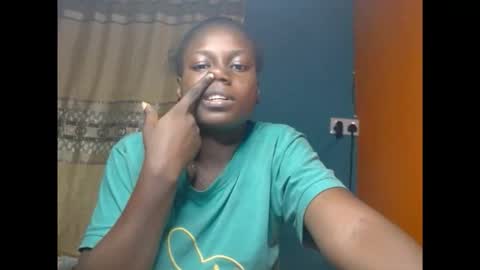 Snapshot of eatuupx chatting on 8, 9, 2025 eatuupx online show from 8, 9, 2025