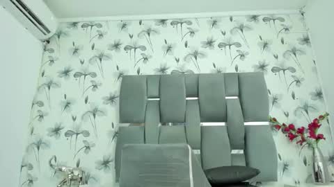 Snapshot of ebanolily chatting on 18, 2, 2026 ebanolily online show from 18, 2, 2026