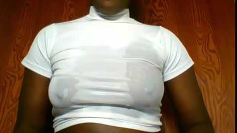 Snapshot of ebony_choco2 chatting on 18, 10, 2025 ebony choco2 online show from 18, 10, 2025