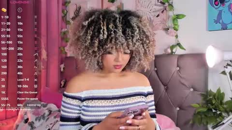 Snapshot of ebony_curly2 chatting on 28, 3, 2026 isa online show from 28, 3, 2026