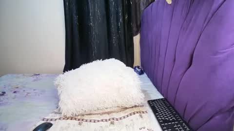 Snapshot of ebony_desire1 chatting on 29, 3, 2026 Desire online show from 29, 3, 2026