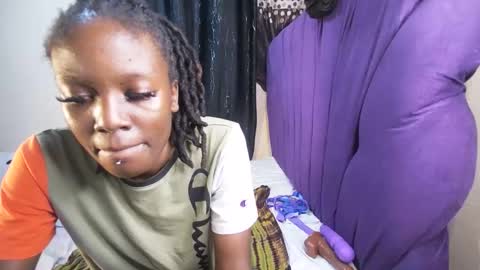 Snapshot of ebony_desire1 chatting on 28, 4, 2026 Desire online show from 28, 4, 2026