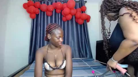 Snapshot of ebony_doll11 chatting on 5, 2, 2026 melons online show from 5, 2, 2026