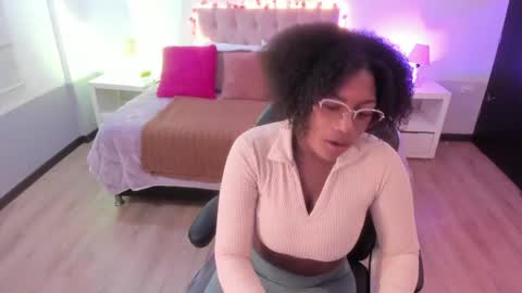 Snapshot of ebony_fantasy2 chatting on 15, 4, 2026 ebony_fantasy2 online show from 15, 4, 2026