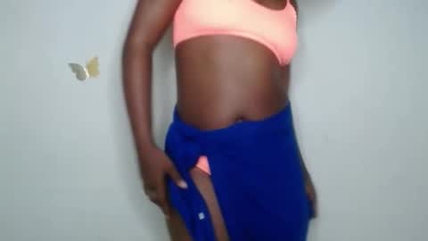 Snapshot of ebony_fatass chatting on 19, 10, 2025 Ella online show from 19, 10, 2025