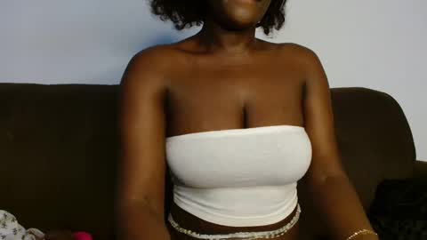 Snapshot of ebony_ghoddes chatting on 29, 10, 2025 ebony online show from 29, 10, 2025