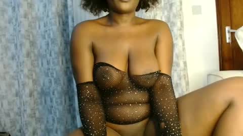 Snapshot of ebony_ghoddes chatting on 2, 11, 2025 ebony online show from 2, 11, 2025