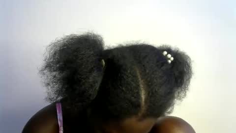 Snapshot of ebony_lynne chatting on 29, 4, 2026 ebony_lynne online show from 29, 4, 2026