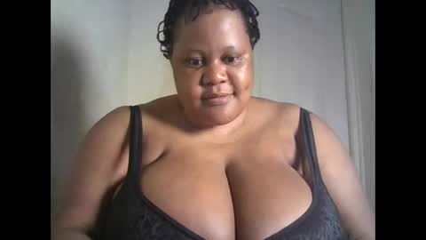 ebony_magixs online show from 6, 10, 2025