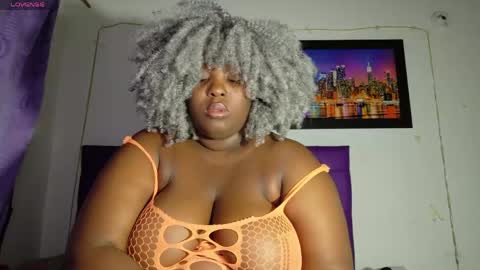 Snapshot of ebony_neighbormoans chatting on 12, 5, 2026 LINA online show from 12, 5, 2026