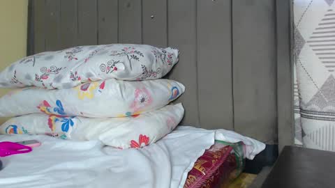 Snapshot of ebony_petite01 chatting on 6, 3, 2025 EBONY PETITE online show from 6, 3, 2025