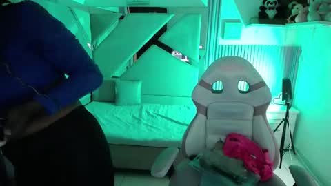 Snapshot of ebony_rizon chatting on 6, 4, 2026 ebony_rizon online show from 6, 4, 2026