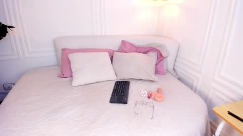 Snapshot of ebony_rossee chatting on 13, 1, 2026 ebony_rossee online show from 13, 1, 2026