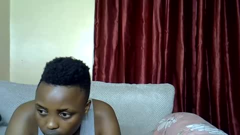 Snapshot of ebony_rubie chatting on 27, 5, 2026 ebony_rubie online show from 27, 5, 2026