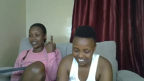Snapshot of ebony_rubie chatting on 27, 5, 2026 ebony_rubie online show from 27, 5, 2026