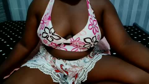 Snapshot of ebony_sabrina chatting on 16, 6, 2026 Sabrina online show from 16, 6, 2026