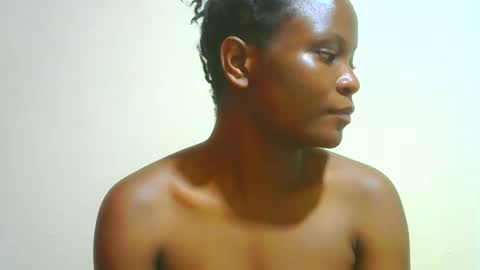 Snapshot of ebony_shan_ chatting on 29, 10, 2025 Shanny online show from 29, 10, 2025