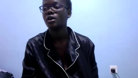 ebonybloom01 online show from 10, 11, 2025